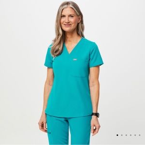 Teal FIGS Scrub Set (Top and Joggers)